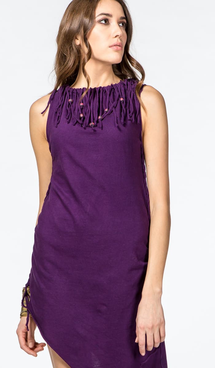 Асимметричное фиолетовое платье