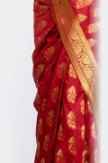 Красное сари Пинака