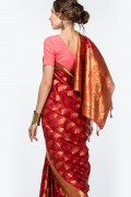 Красное сари Пинака
