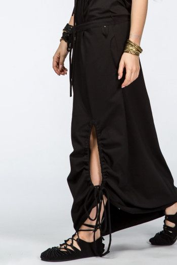 Платье с открытыми плечами Лионель