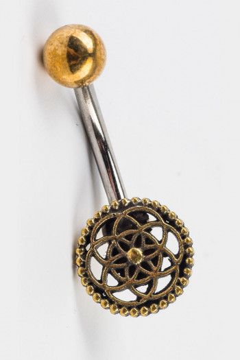 Бинди Макчиал