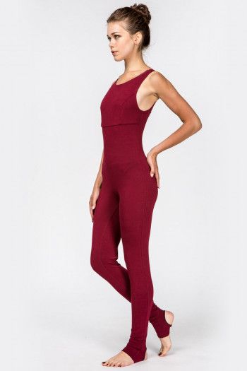 Комбинезон бордовый Актинидия