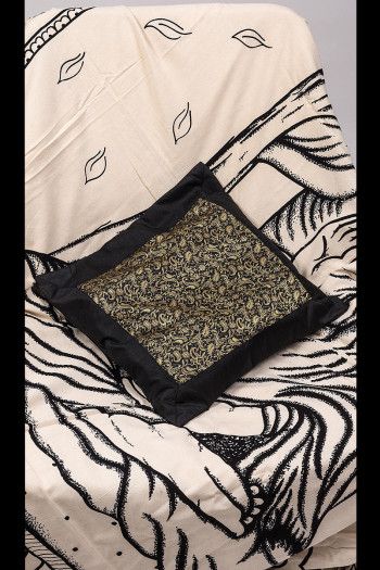 Наволочка с узором пейсли «Тришира»