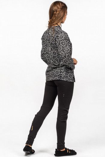 Кофта с цветами «Адонара»