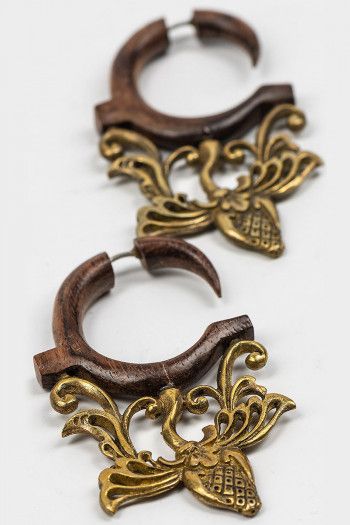 Бинди Макчиал