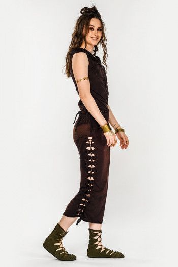 Коричневое платье Бейрут