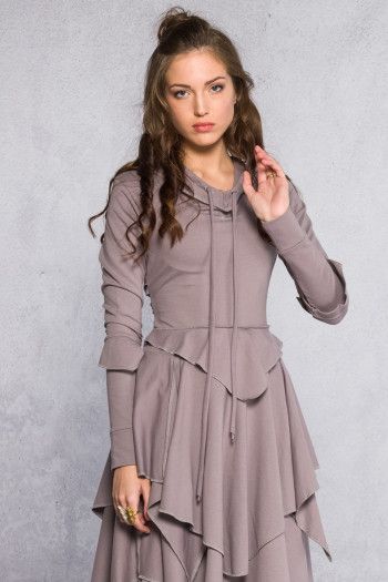 Серое бохо платье Хильда