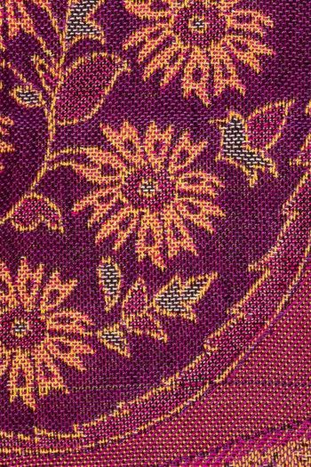 Шарф с восточными узорами Кушинагар