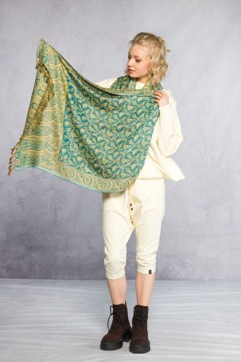 Весенний шарф Бхимтал