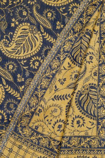 Демисезонный тонкий шарф Чалса