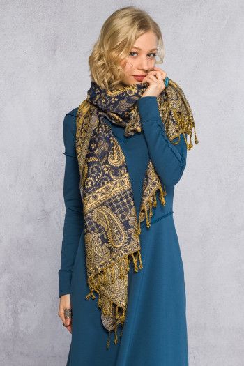 Демисезонный тонкий шарф Чалса