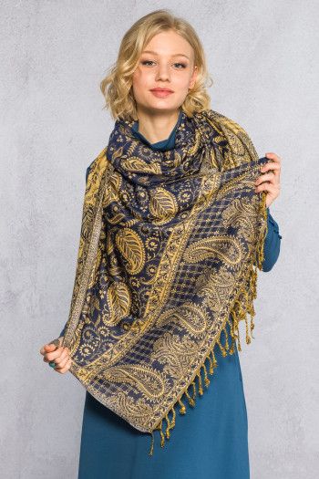 Демисезонный тонкий шарф Чалса