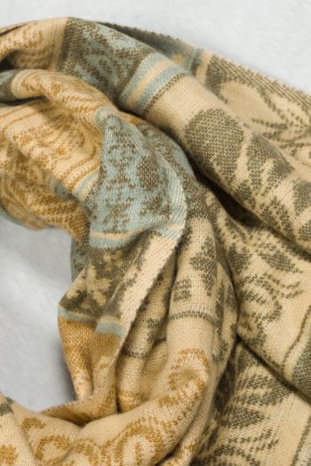 Плед Майавада