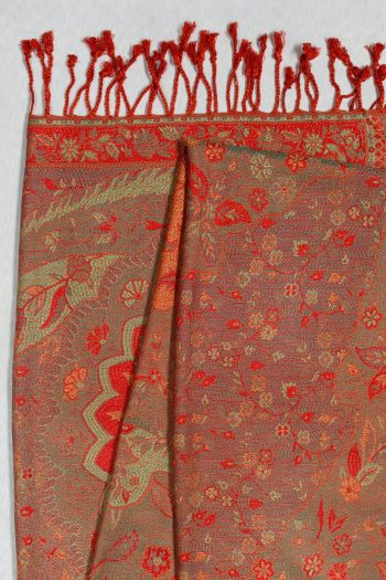 Лёгкий кашемировый платок с этническим онаментом