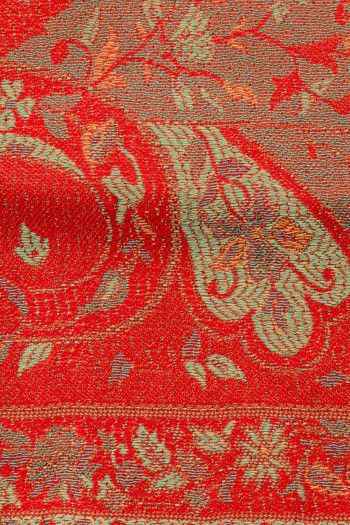 Лёгкий кашемировый платок с этническим онаментом