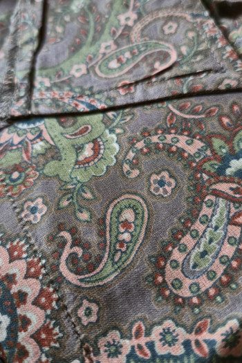 Топ с воротником Багмати