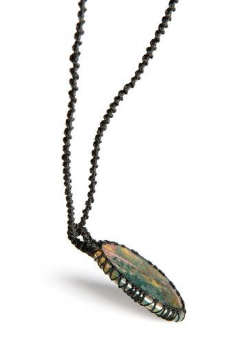 Амулет с камнем Оракул