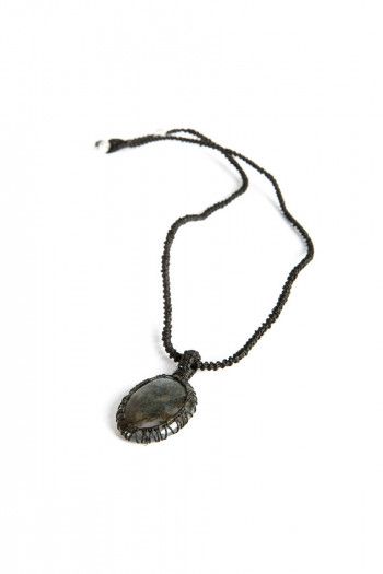 Кулон с камнем Северная природа