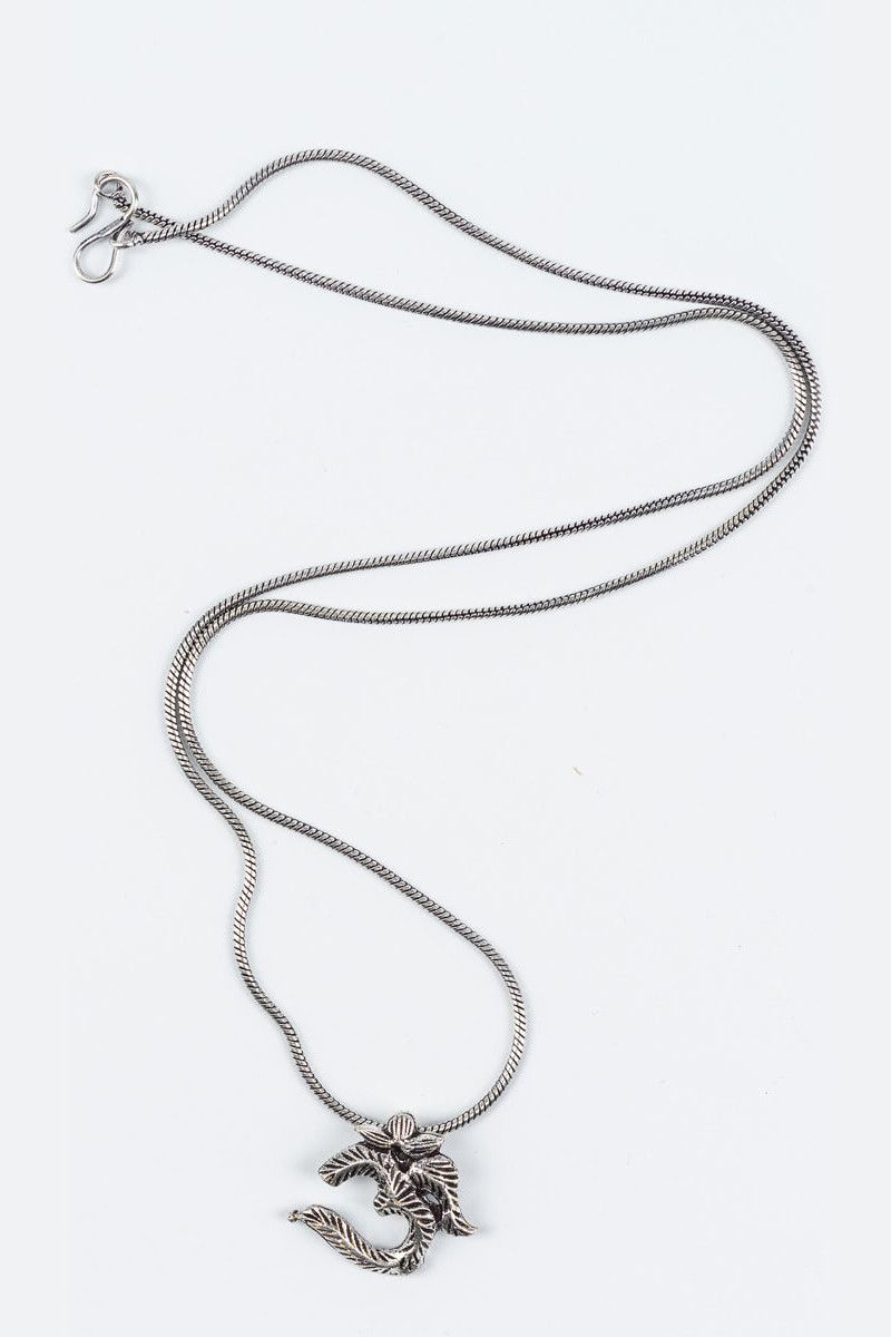 Кулон на шею Ом