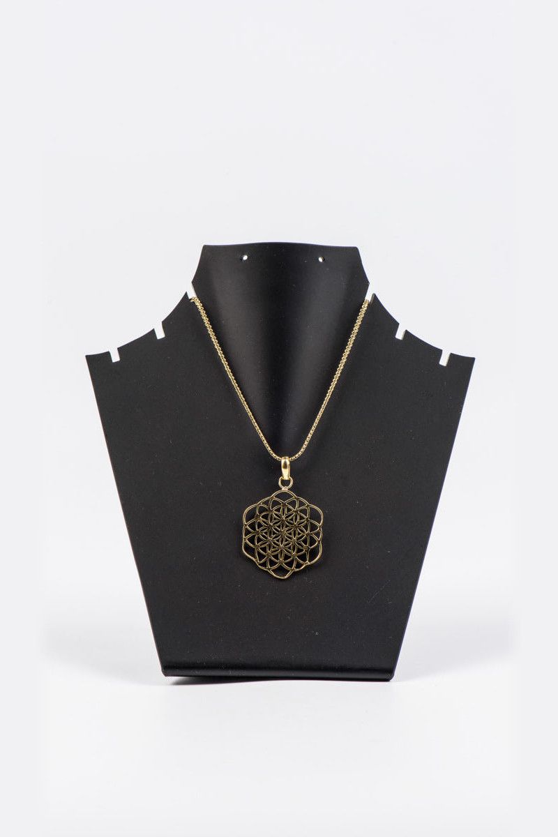 Кулон на цепочке Абхичара