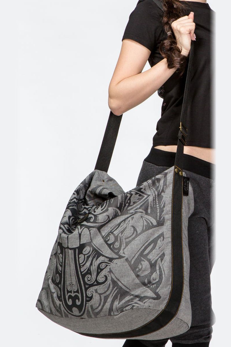 Спортивная сумка Рангда