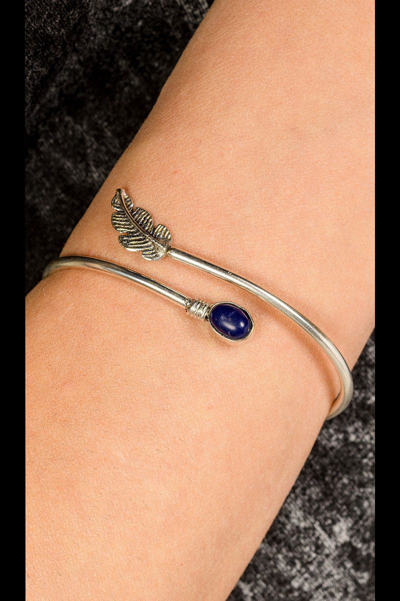 Браслет на запястье Две стихии