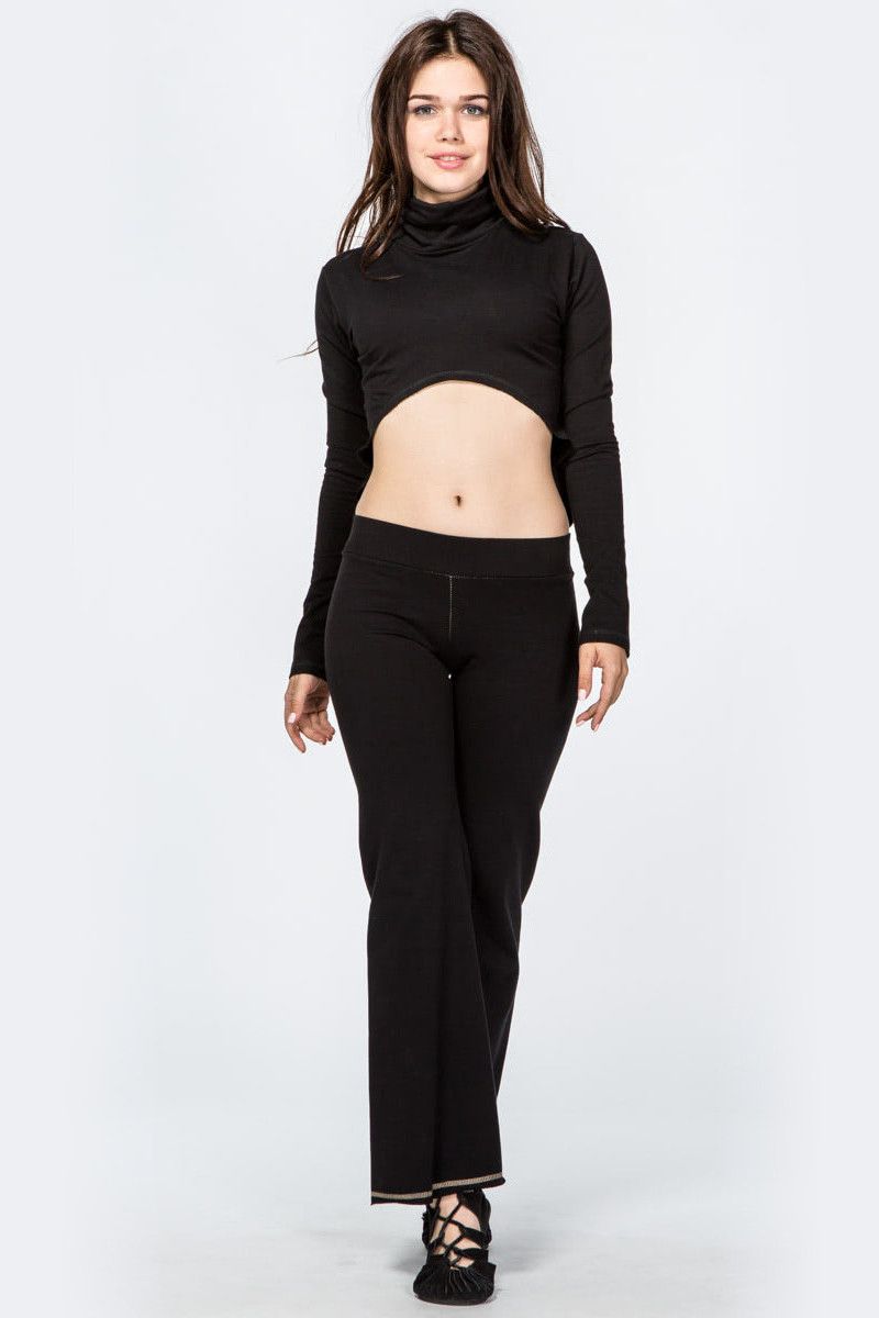 Короткая водолазка