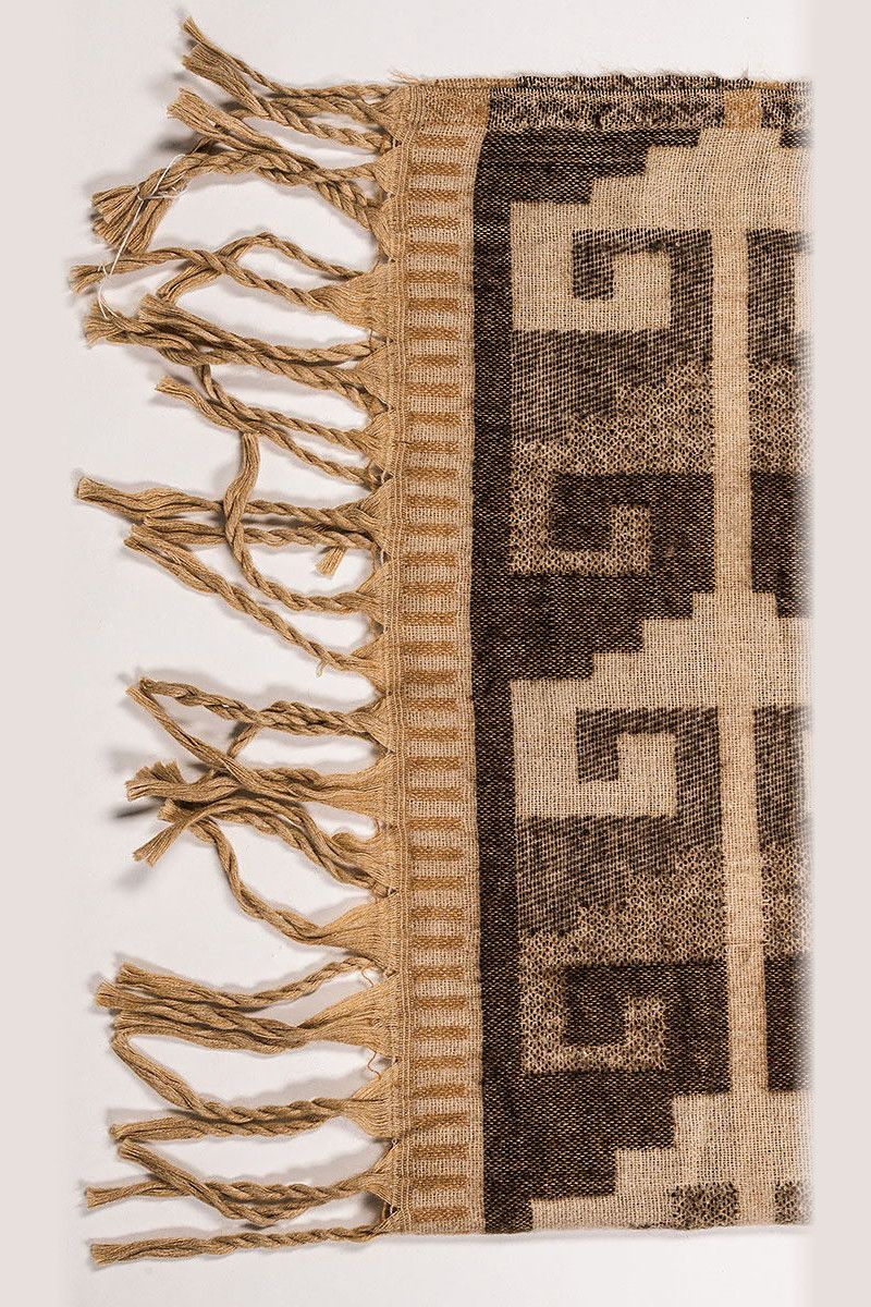 Бежевый шерстяной плед Ковалам