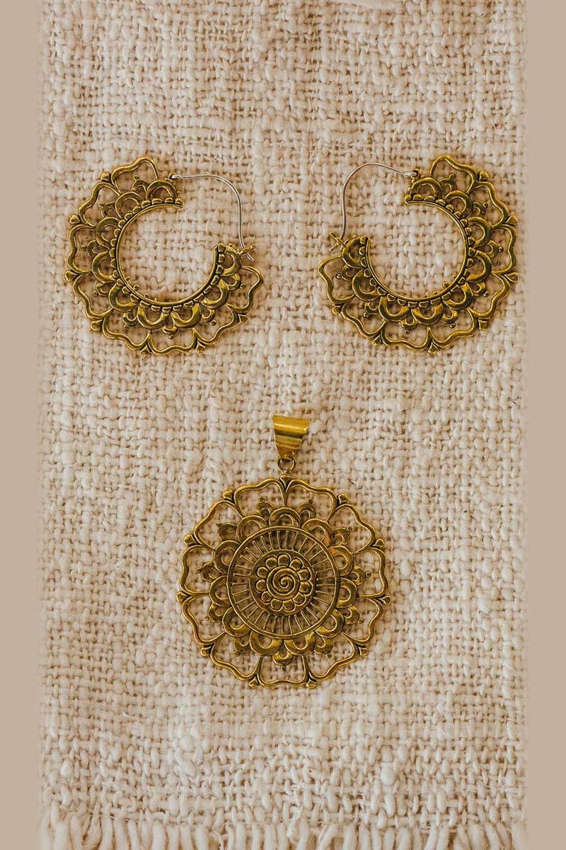 Этническая подвеска Мандала