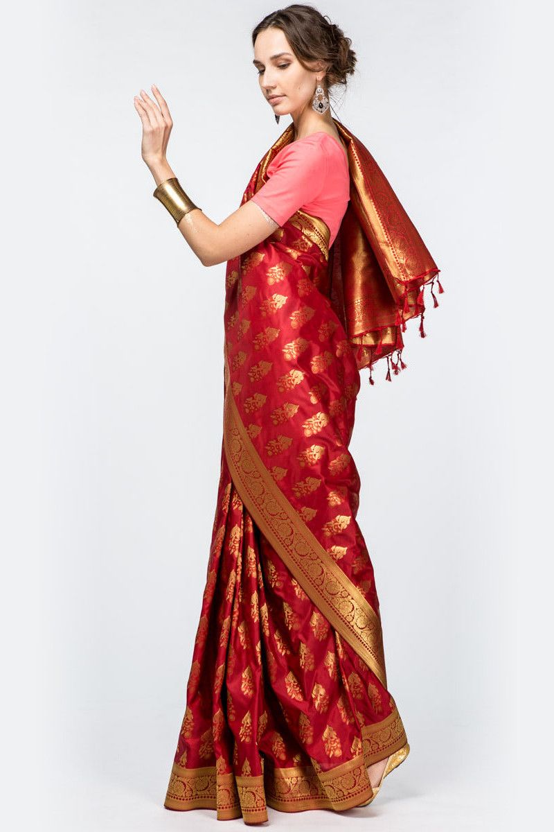 Красное сари Пинака