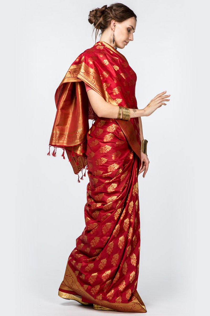Красное сари Пинака