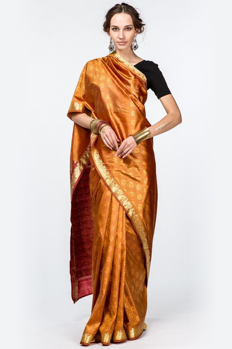 Национальное сари Агни