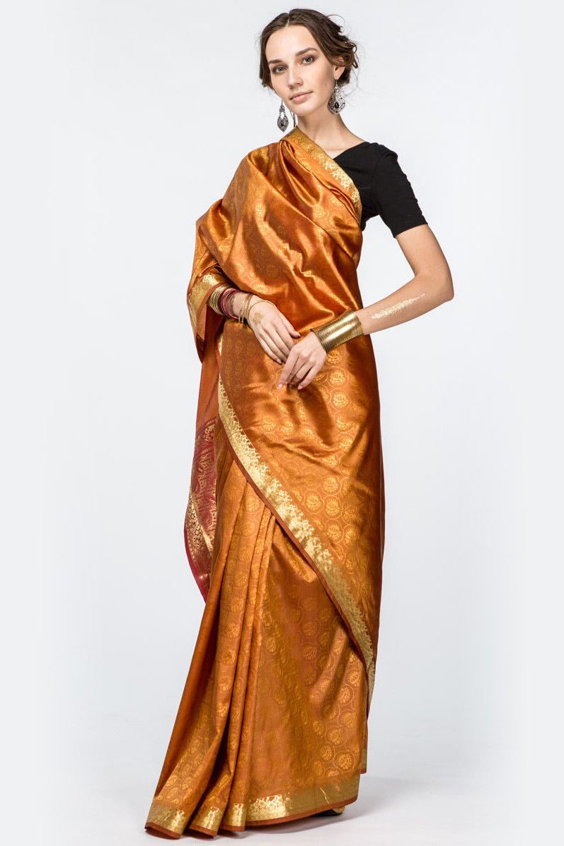 Национальное сари Агни