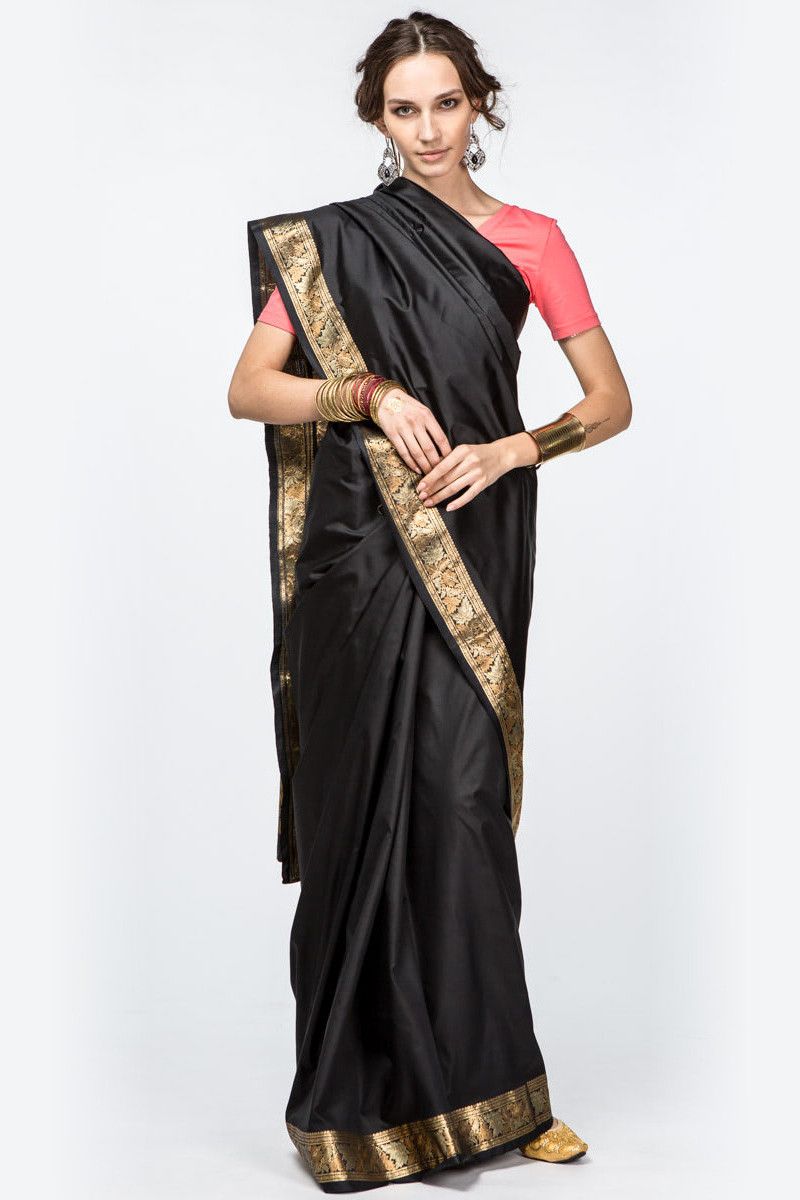 Сари черное Медхаса