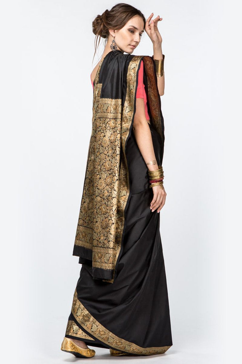 Сари черное Медхаса