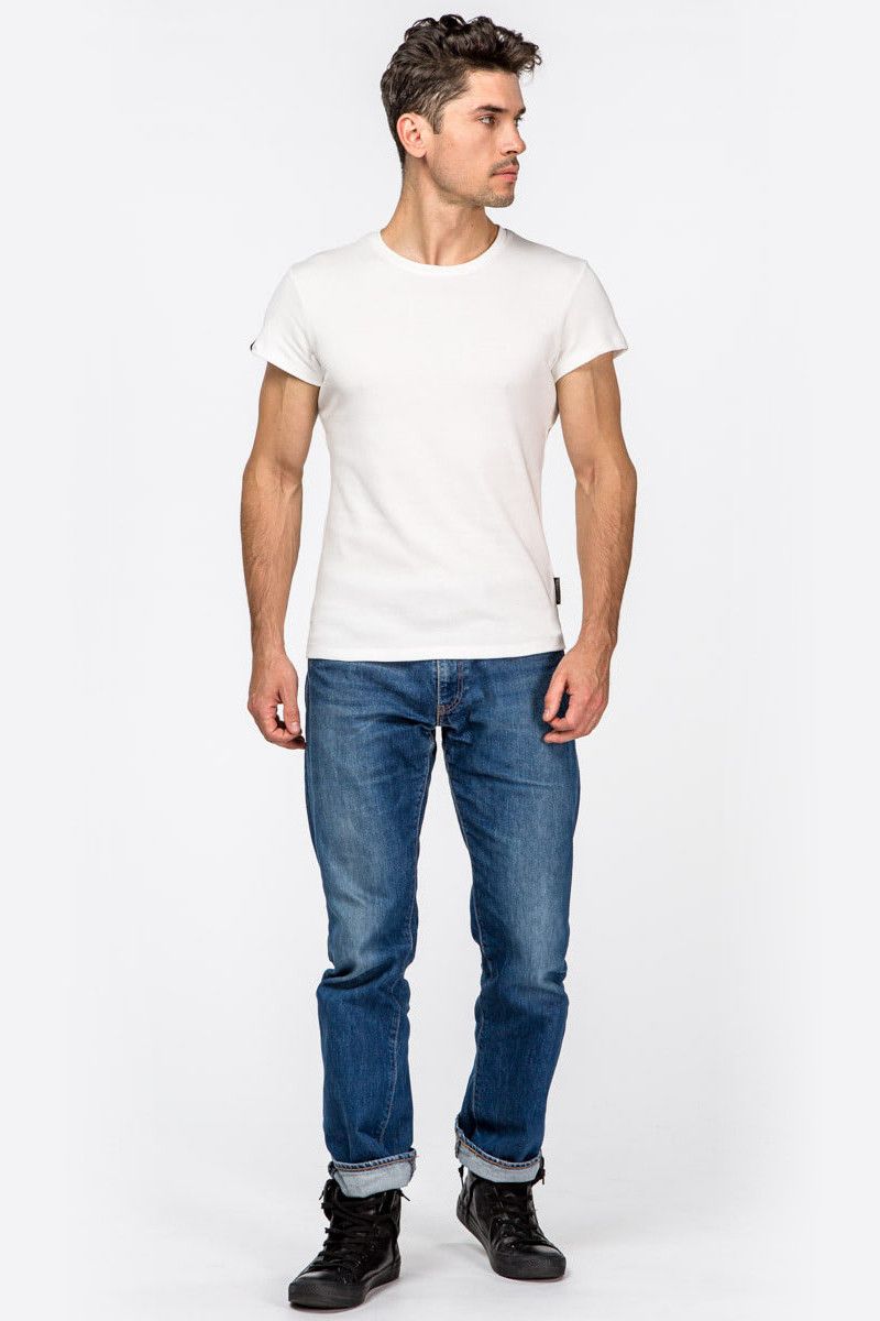 Однотонная белая футболка Винда