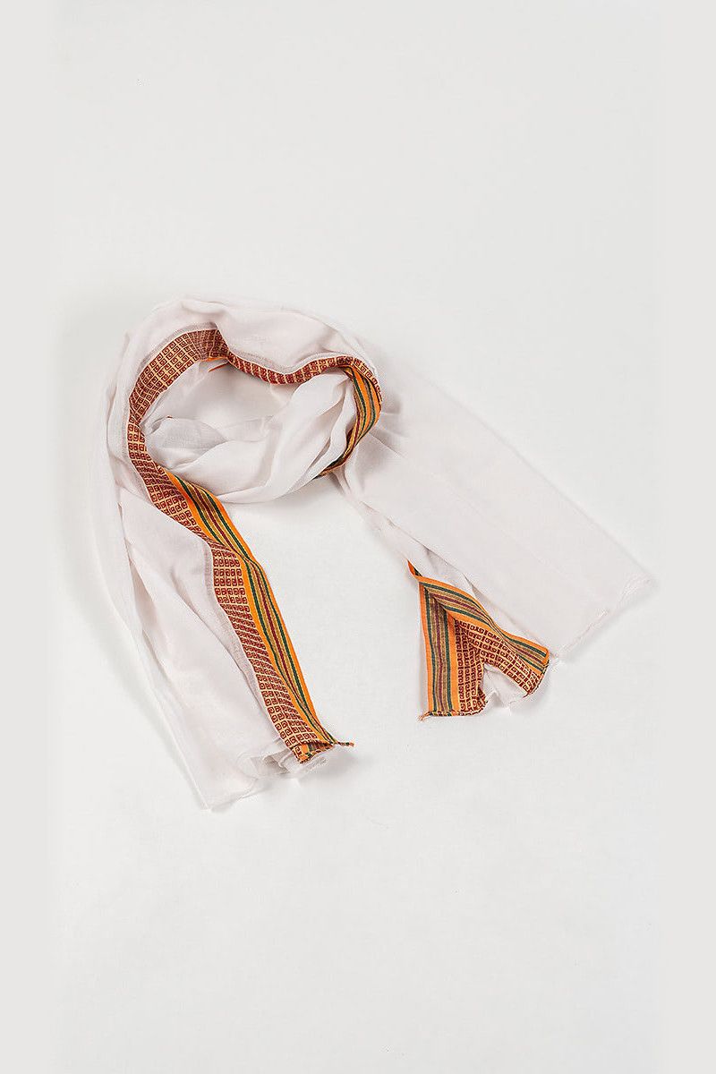 Белый шарф Гиртаб