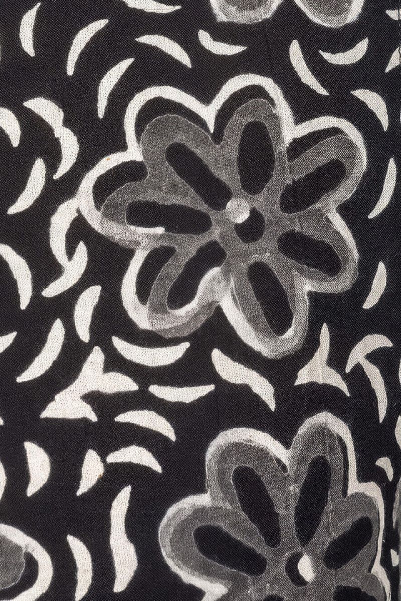 Кофта с цветами «Адонара»