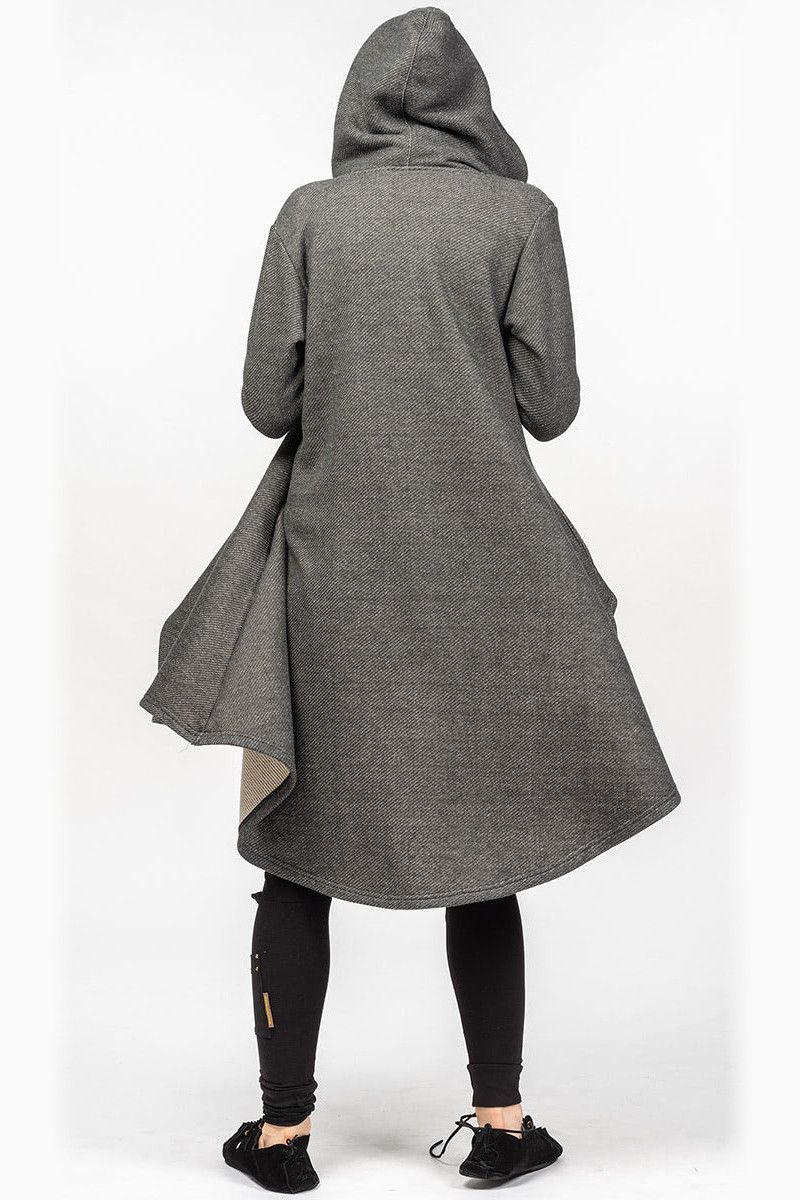 Теплая женская накидка Атавика