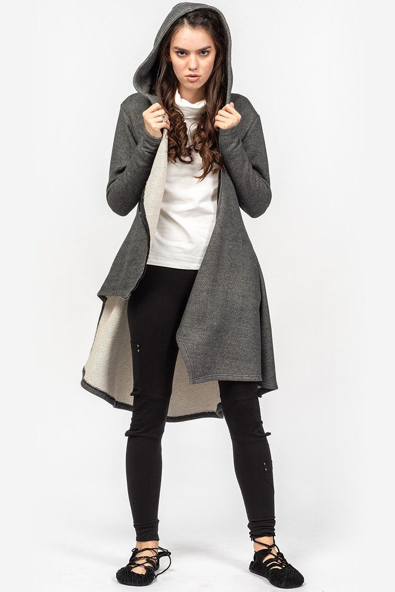 Теплая женская накидка Атавика