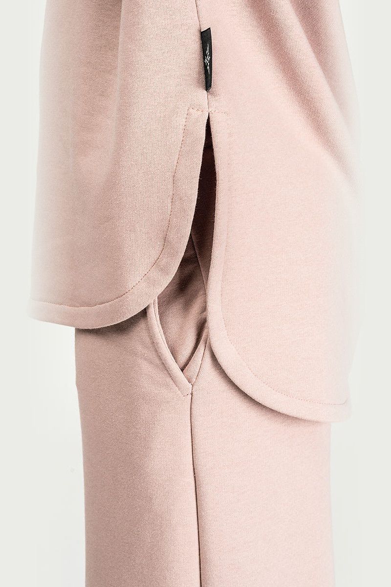 Кофта женская с капюшоном Осирис