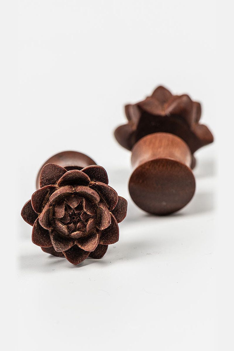 Деревянные серьги Лотосы