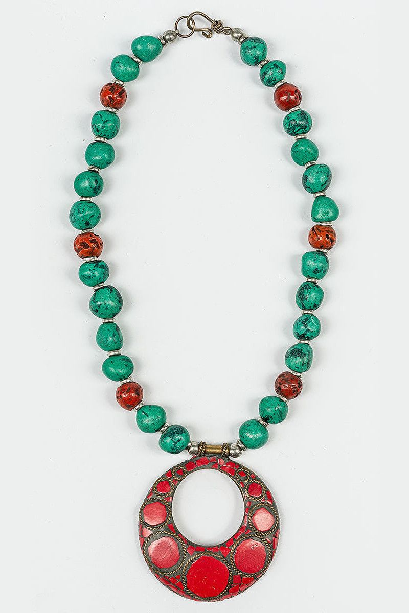 Яркие бусы Бхаруч