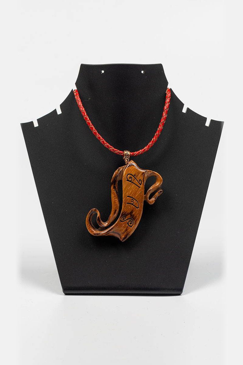 Кулон на подвеске Гайлардия