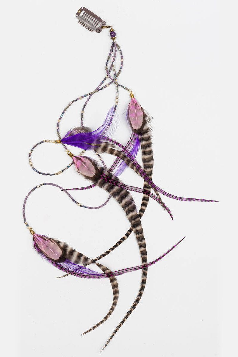 Перьевая заколка на волосы Хеномелес