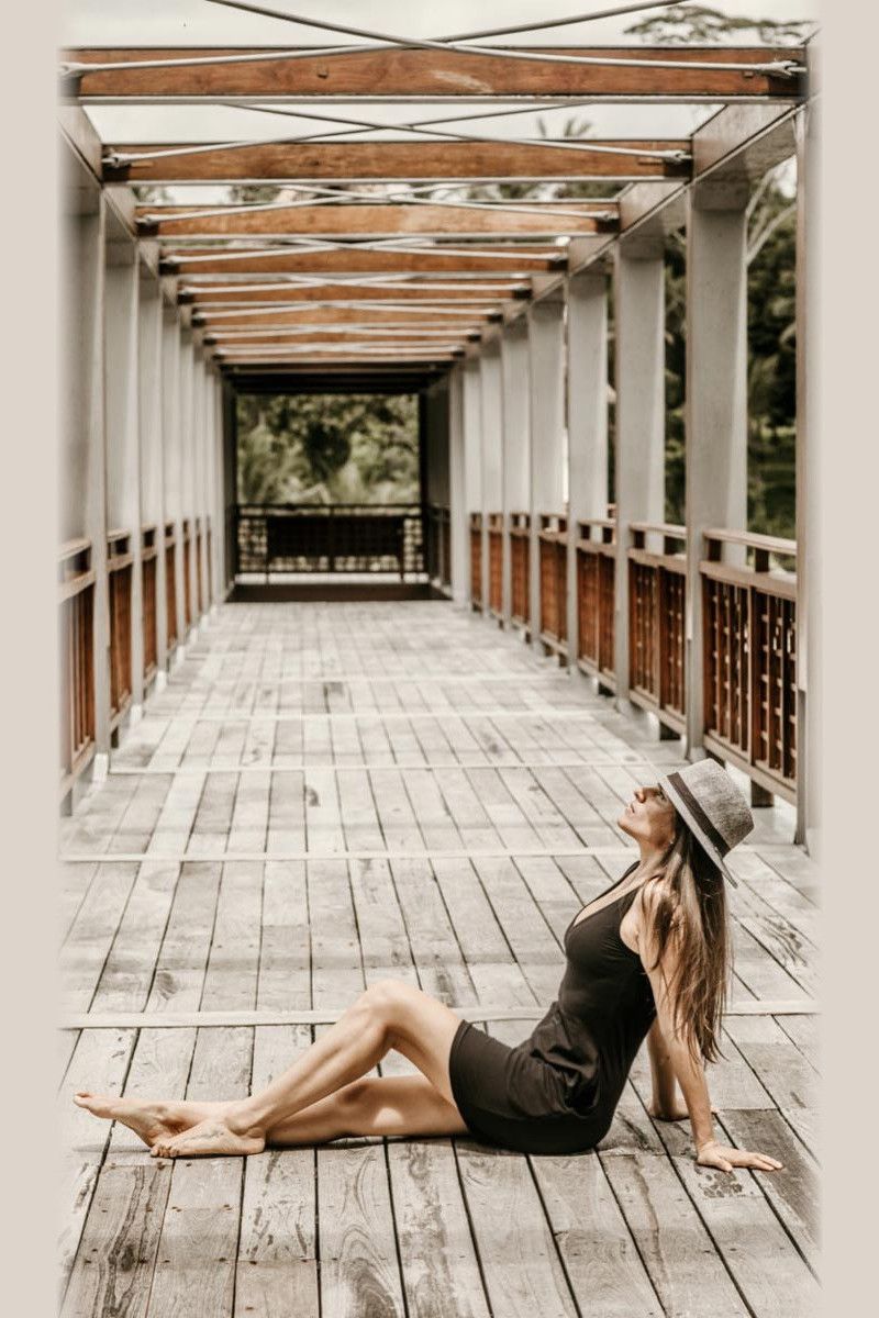 Черная туника из бамбука Лантана