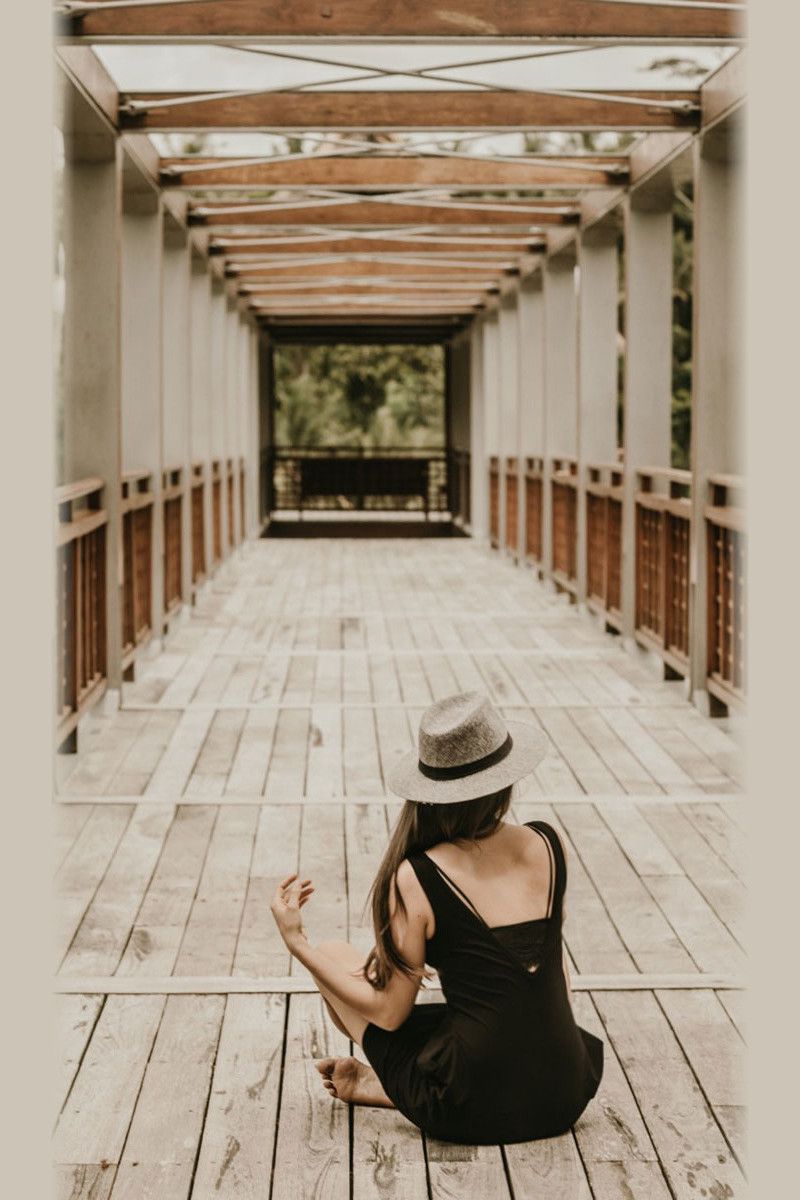 Черная туника из бамбука Лантана