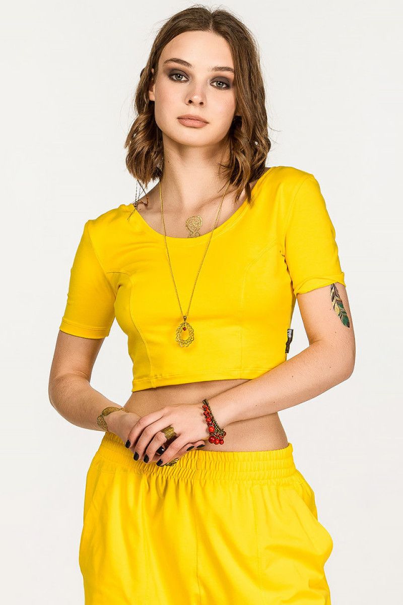 Желтый топик Менака