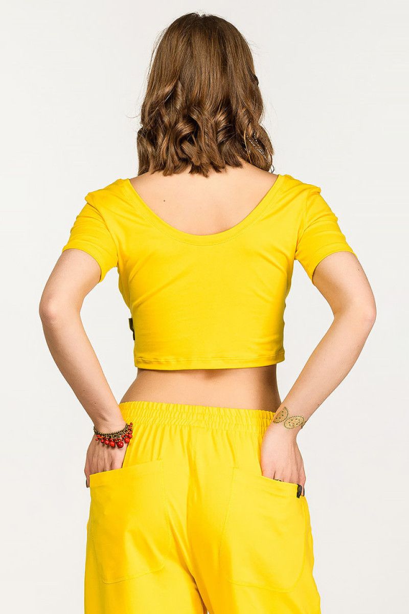 Желтый топик Менака