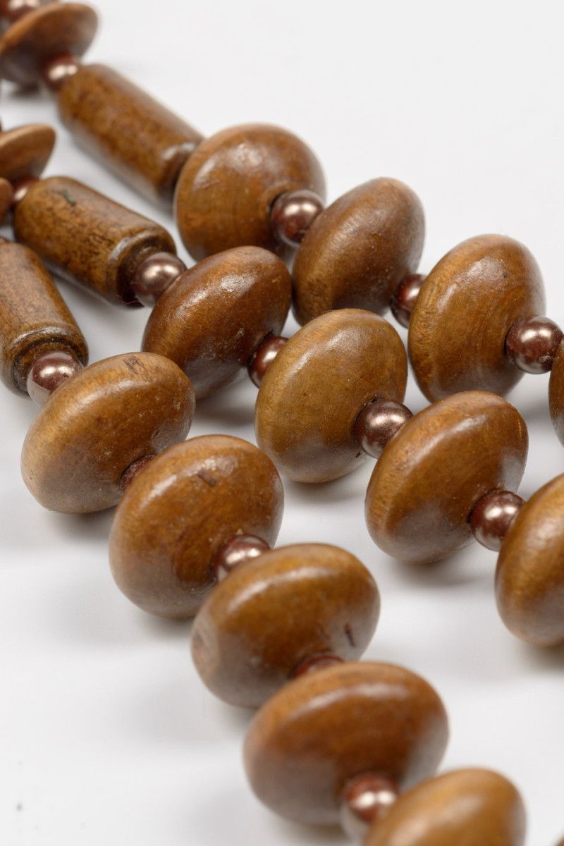 Деревянные бусы Харипурна